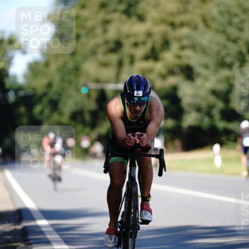 07.09.2025 - 19. Norderstedt Triathlon Michael Burmester http://msf.ph/oto/8837883 07.09.2025 14:22:52 Radfahren 369, 997, 1028 meine-sportfotos.de