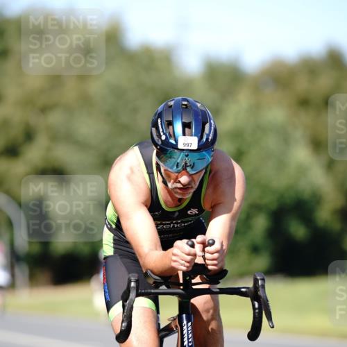 07.09.2025 - 19. Norderstedt Triathlon Michael Burmester http://msf.ph/oto/8837885 07.09.2025 14:22:53 Radfahren 369, 997 meine-sportfotos.de