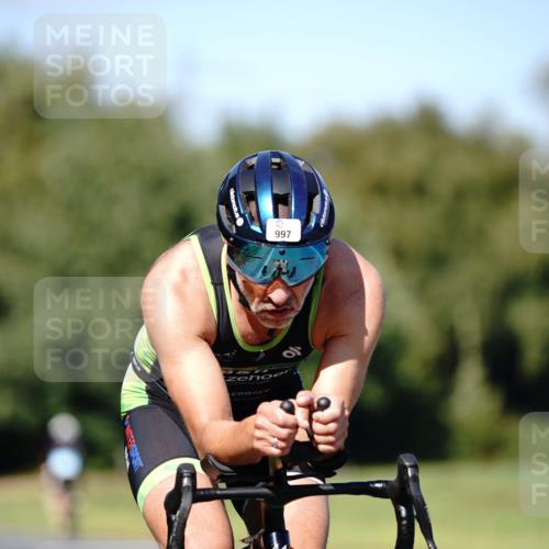 07.09.2025 - 19. Norderstedt Triathlon Michael Burmester http://msf.ph/oto/8837887 07.09.2025 14:22:53 Radfahren 369, 997 meine-sportfotos.de