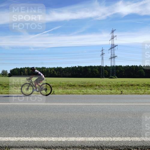 07.09.2025 - 19. Norderstedt Triathlon Michael Burmester http://msf.ph/oto/8837894 07.09.2025 12:04:30 Radfahren 721 meine-sportfotos.de