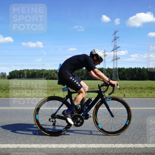 07.09.2025 - 19. Norderstedt Triathlon Michael Burmester http://msf.ph/oto/8837896 07.09.2025 14:12:57 Radfahren 1406 meine-sportfotos.de