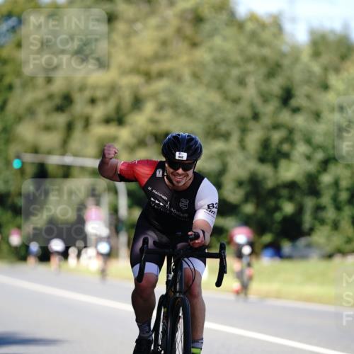 07.09.2025 - 19. Norderstedt Triathlon Michael Burmester http://msf.ph/oto/8837899 07.09.2025 14:22:57 Radfahren 968 meine-sportfotos.de