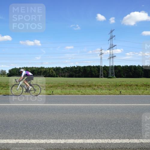 07.09.2025 - 19. Norderstedt Triathlon Michael Burmester http://msf.ph/oto/8837917 07.09.2025 14:13:06 Radfahren 366 meine-sportfotos.de