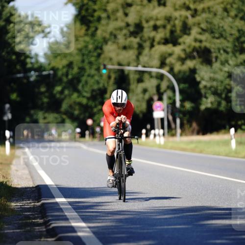 07.09.2025 - 19. Norderstedt Triathlon Michael Burmester http://msf.ph/oto/8837920 07.09.2025 14:23:11 Radfahren 974 meine-sportfotos.de