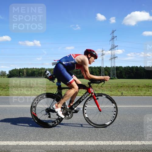 07.09.2025 - 19. Norderstedt Triathlon Michael Burmester http://msf.ph/oto/8837921 07.09.2025 14:13:13 Radfahren 908 meine-sportfotos.de