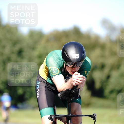 07.09.2025 - 19. Norderstedt Triathlon Michael Burmester http://msf.ph/oto/8837932 07.09.2025 14:23:40 Radfahren 1502 meine-sportfotos.de