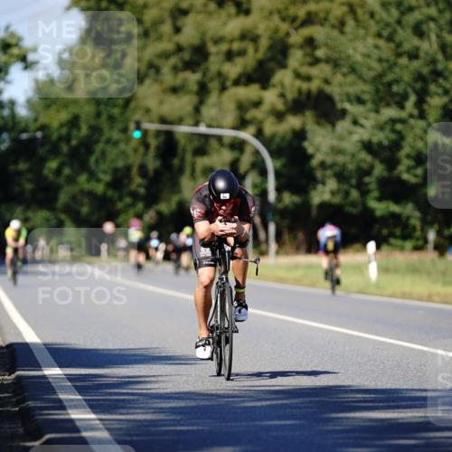 07.09.2025 - 19. Norderstedt Triathlon Michael Burmester http://msf.ph/oto/8837941 07.09.2025 14:23:47 Radfahren 366, 962 meine-sportfotos.de