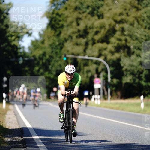 07.09.2025 - 19. Norderstedt Triathlon Michael Burmester http://msf.ph/oto/8837947 07.09.2025 14:23:54 Radfahren 1029 meine-sportfotos.de