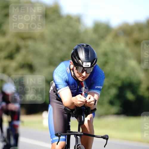 07.09.2025 - 19. Norderstedt Triathlon Michael Burmester http://msf.ph/oto/8837958 07.09.2025 14:24:01 Radfahren 985, 1039, 1431 meine-sportfotos.de