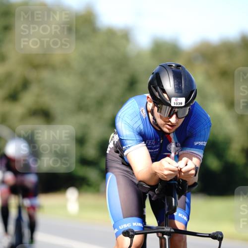 07.09.2025 - 19. Norderstedt Triathlon Michael Burmester http://msf.ph/oto/8837960 07.09.2025 14:24:01 Radfahren 985, 1039, 1431 meine-sportfotos.de