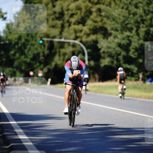07.09.2025 - 19. Norderstedt Triathlon Michael Burmester http://msf.ph/oto/8837991 07.09.2025 14:24:11 Radfahren 410, 996, 1018, 1505 meine-sportfotos.de