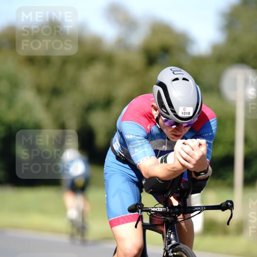 07.09.2025 - 19. Norderstedt Triathlon Michael Burmester http://msf.ph/oto/8837997 07.09.2025 14:24:12 Radfahren 410, 996, 1018 meine-sportfotos.de