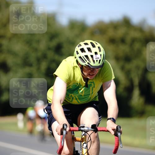 07.09.2025 - 19. Norderstedt Triathlon Michael Burmester http://msf.ph/oto/8838045 07.09.2025 14:24:57 Radfahren 1466 meine-sportfotos.de