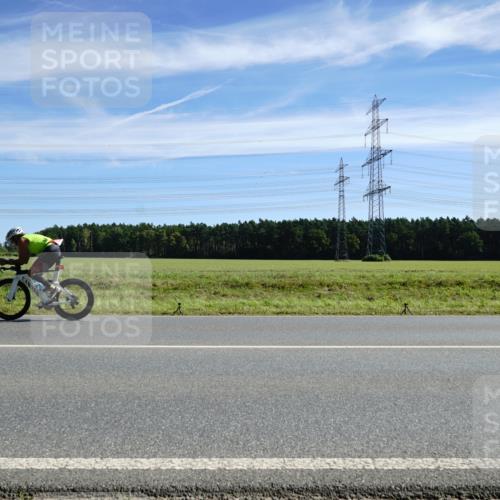 07.09.2025 - 19. Norderstedt Triathlon Michael Burmester http://msf.ph/oto/8838046 07.09.2025 12:04:57 Radfahren 195, 215, 1309 meine-sportfotos.de