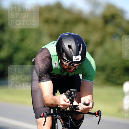 07.09.2025 - 19. Norderstedt Triathlon Michael Burmester http://msf.ph/oto/8838052 07.09.2025 14:25:01 Radfahren 1019, 1037 meine-sportfotos.de