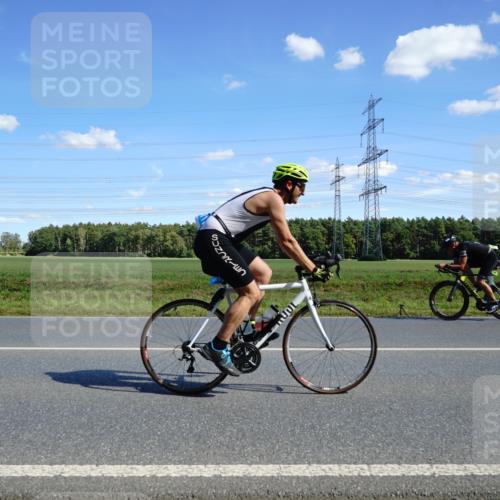 07.09.2025 - 19. Norderstedt Triathlon Michael Burmester http://msf.ph/oto/8838054 07.09.2025 14:13:56 Radfahren 905, 978, 985, 1011, 1465, 1471 meine-sportfotos.de