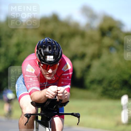 07.09.2025 - 19. Norderstedt Triathlon Michael Burmester http://msf.ph/oto/8838065 07.09.2025 14:25:04 Radfahren 908, 1019, 1037 meine-sportfotos.de