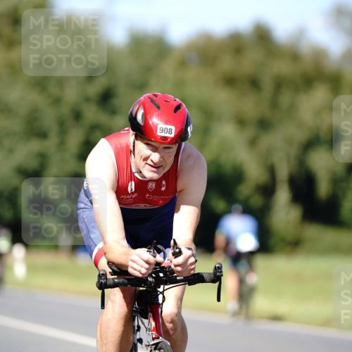 07.09.2025 - 19. Norderstedt Triathlon Michael Burmester http://msf.ph/oto/8838073 07.09.2025 14:25:07 Radfahren 908, 1019, 1478 meine-sportfotos.de