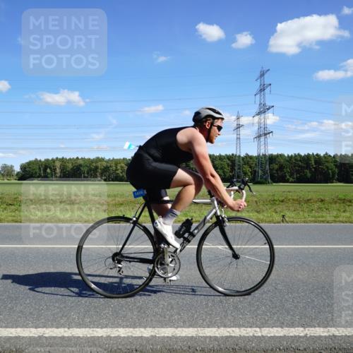 07.09.2025 - 19. Norderstedt Triathlon Michael Burmester http://msf.ph/oto/8838093 07.09.2025 14:14:05 Radfahren 1018, 1037, 1416 meine-sportfotos.de