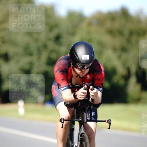 07.09.2025 - 19. Norderstedt Triathlon Michael Burmester http://msf.ph/oto/8838100 07.09.2025 14:25:29 Radfahren 958 meine-sportfotos.de