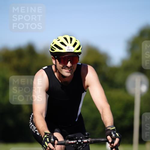 07.09.2025 - 19. Norderstedt Triathlon Michael Burmester http://msf.ph/oto/8838109 07.09.2025 14:25:36 Radfahren 1471 meine-sportfotos.de