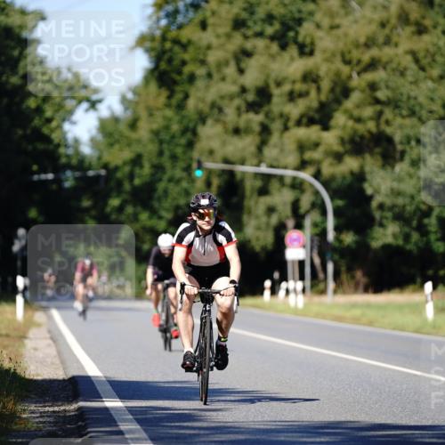 07.09.2025 - 19. Norderstedt Triathlon Michael Burmester http://msf.ph/oto/8838113 07.09.2025 14:25:52 Radfahren 863 meine-sportfotos.de
