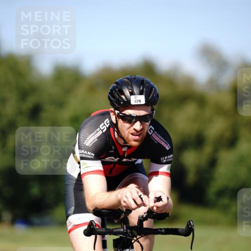 07.09.2025 - 19. Norderstedt Triathlon Michael Burmester http://msf.ph/oto/8838144 07.09.2025 14:26:08 Radfahren 979 meine-sportfotos.de