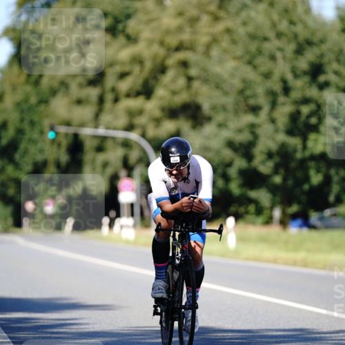 07.09.2025 - 19. Norderstedt Triathlon Michael Burmester http://msf.ph/oto/8838150 07.09.2025 14:26:12 Radfahren 1456 meine-sportfotos.de