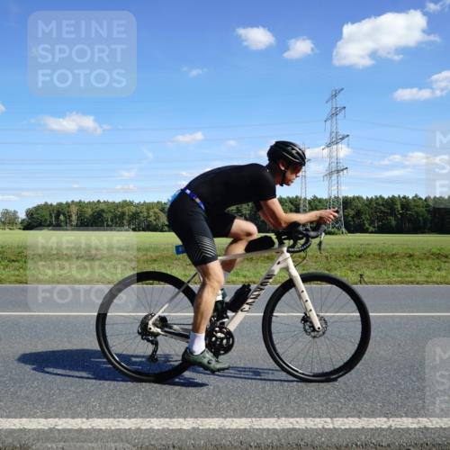 07.09.2025 - 19. Norderstedt Triathlon Michael Burmester http://msf.ph/oto/8838151 07.09.2025 14:14:25 Radfahren 361, 877 meine-sportfotos.de