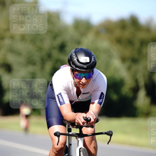 07.09.2025 - 19. Norderstedt Triathlon Michael Burmester http://msf.ph/oto/8838167 07.09.2025 14:26:28 Radfahren 469, 472, 475 meine-sportfotos.de
