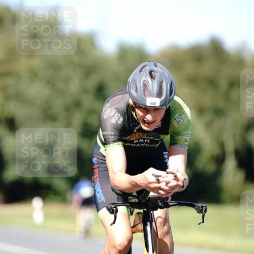 07.09.2025 - 19. Norderstedt Triathlon Michael Burmester http://msf.ph/oto/8838188 07.09.2025 14:26:46 Radfahren 900, 1042 meine-sportfotos.de