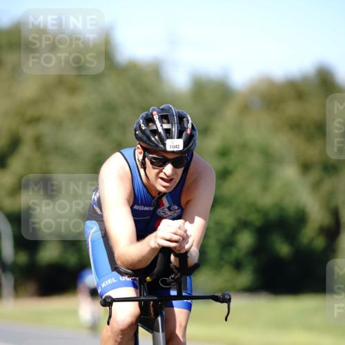 07.09.2025 - 19. Norderstedt Triathlon Michael Burmester http://msf.ph/oto/8838190 07.09.2025 14:26:48 Radfahren 476, 900, 1042 meine-sportfotos.de