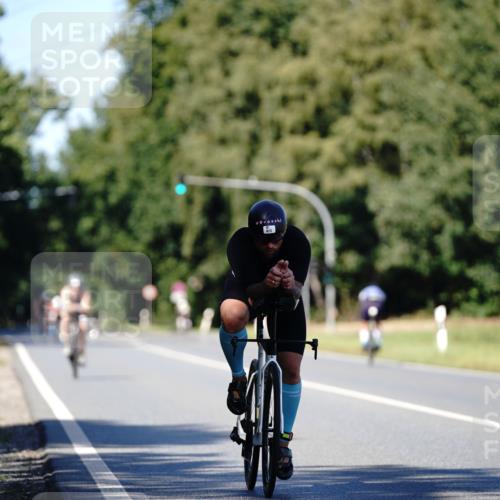 07.09.2025 - 19. Norderstedt Triathlon Michael Burmester http://msf.ph/oto/8838201 07.09.2025 14:26:53 Radfahren 476, 972 meine-sportfotos.de