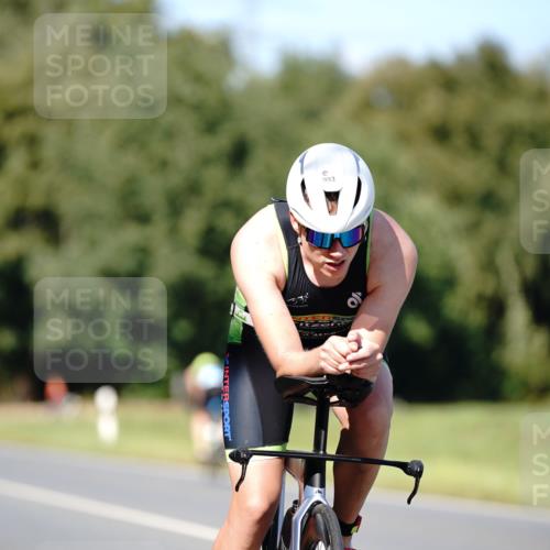 07.09.2025 - 19. Norderstedt Triathlon Michael Burmester http://msf.ph/oto/8838226 07.09.2025 14:27:23 Radfahren 993, 1026, 1469 meine-sportfotos.de