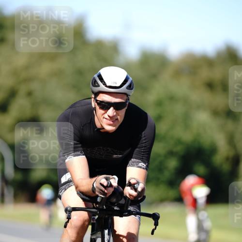 07.09.2025 - 19. Norderstedt Triathlon Michael Burmester http://msf.ph/oto/8838227 07.09.2025 14:27:25 Radfahren 993, 1026 meine-sportfotos.de