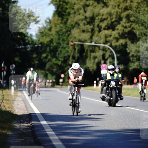 07.09.2025 - 19. Norderstedt Triathlon Michael Burmester http://msf.ph/oto/8838230 07.09.2025 14:27:27 Radfahren 422, 1026 meine-sportfotos.de