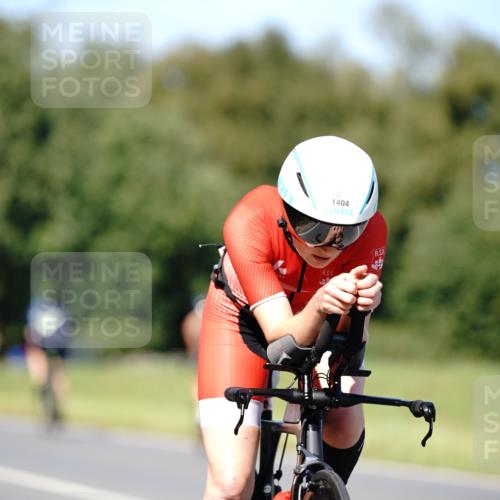 07.09.2025 - 19. Norderstedt Triathlon Michael Burmester http://msf.ph/oto/8838247 07.09.2025 14:27:42 Radfahren 1404 meine-sportfotos.de