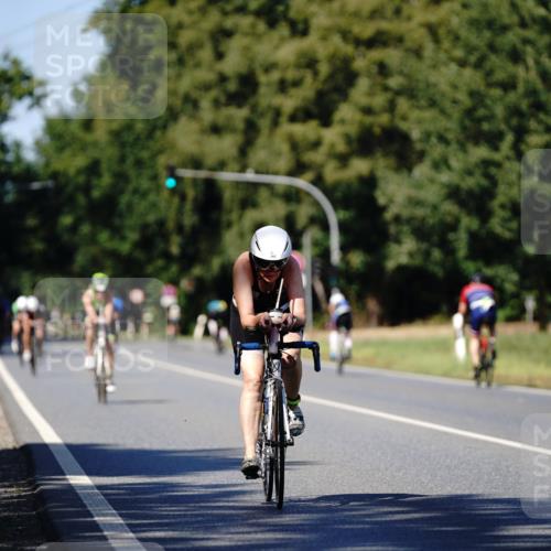 07.09.2025 - 19. Norderstedt Triathlon Michael Burmester http://msf.ph/oto/8838258 07.09.2025 14:28:00 Radfahren 462 meine-sportfotos.de