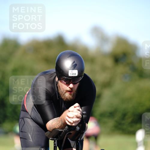 07.09.2025 - 19. Norderstedt Triathlon Michael Burmester http://msf.ph/oto/8838276 07.09.2025 14:28:16 Radfahren 1459 meine-sportfotos.de