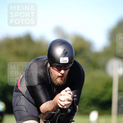 07.09.2025 - 19. Norderstedt Triathlon Michael Burmester http://msf.ph/oto/8838277 07.09.2025 14:28:16 Radfahren 1459 meine-sportfotos.de