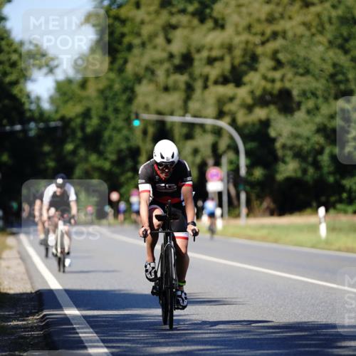 07.09.2025 - 19. Norderstedt Triathlon Michael Burmester http://msf.ph/oto/8838282 07.09.2025 14:28:35 Radfahren 982 meine-sportfotos.de