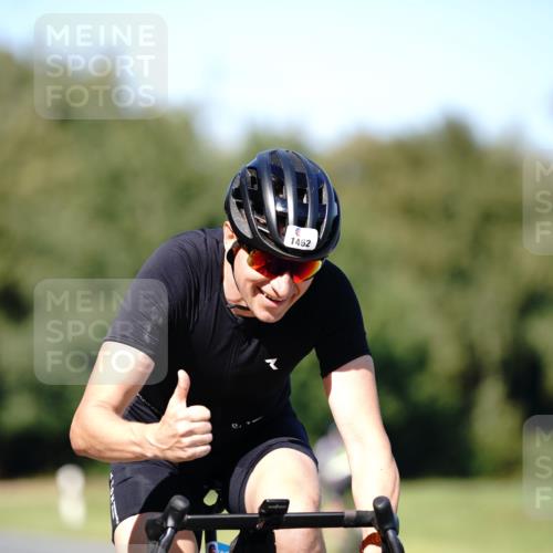 07.09.2025 - 19. Norderstedt Triathlon Michael Burmester http://msf.ph/oto/8838292 07.09.2025 14:28:41 Radfahren 420, 449, 963, 1462 meine-sportfotos.de