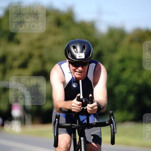07.09.2025 - 19. Norderstedt Triathlon Michael Burmester http://msf.ph/oto/8838296 07.09.2025 14:28:43 Radfahren 449, 963, 1462 meine-sportfotos.de