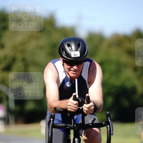 07.09.2025 - 19. Norderstedt Triathlon Michael Burmester http://msf.ph/oto/8838297 07.09.2025 14:28:43 Radfahren 449, 963, 1462 meine-sportfotos.de