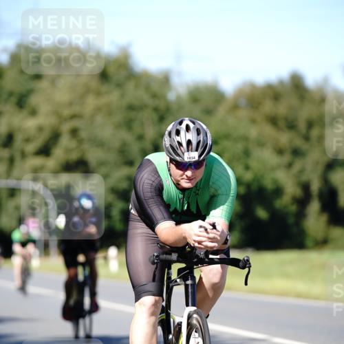 07.09.2025 - 19. Norderstedt Triathlon Michael Burmester http://msf.ph/oto/8838302 07.09.2025 14:28:52 Radfahren 393, 964, 1013, 1027, 1034 meine-sportfotos.de