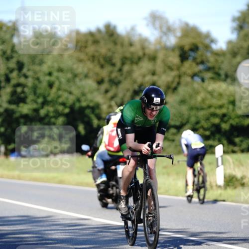 07.09.2025 - 19. Norderstedt Triathlon Michael Burmester http://msf.ph/oto/8838307 07.09.2025 14:28:55 Radfahren 478, 964, 1013, 1027 meine-sportfotos.de