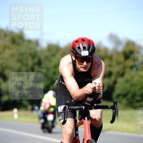 07.09.2025 - 19. Norderstedt Triathlon Michael Burmester http://msf.ph/oto/8838308 07.09.2025 14:28:55 Radfahren 478, 964, 1013, 1027 meine-sportfotos.de