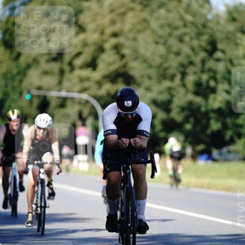 07.09.2025 - 19. Norderstedt Triathlon Michael Burmester http://msf.ph/oto/8838314 07.09.2025 14:29:05 Radfahren 364, 373, 391, 463 meine-sportfotos.de
