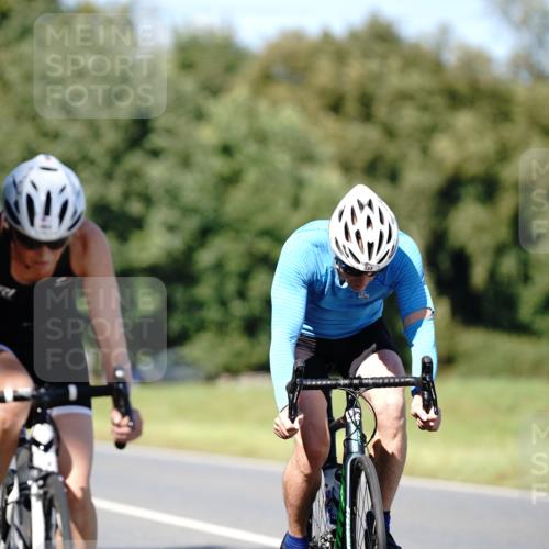 07.09.2025 - 19. Norderstedt Triathlon Michael Burmester http://msf.ph/oto/8838318 07.09.2025 14:29:06 Radfahren 364, 373, 391, 463, 1467 meine-sportfotos.de