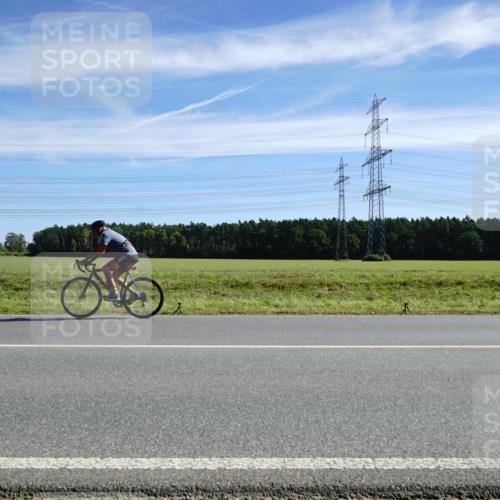 07.09.2025 - 19. Norderstedt Triathlon Michael Burmester http://msf.ph/oto/8838350 07.09.2025 12:06:03 Radfahren 729 meine-sportfotos.de